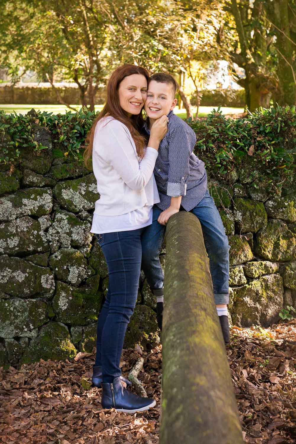 Auckland Family Photography 31 mother and son photograph outside by siobhan kelly photography