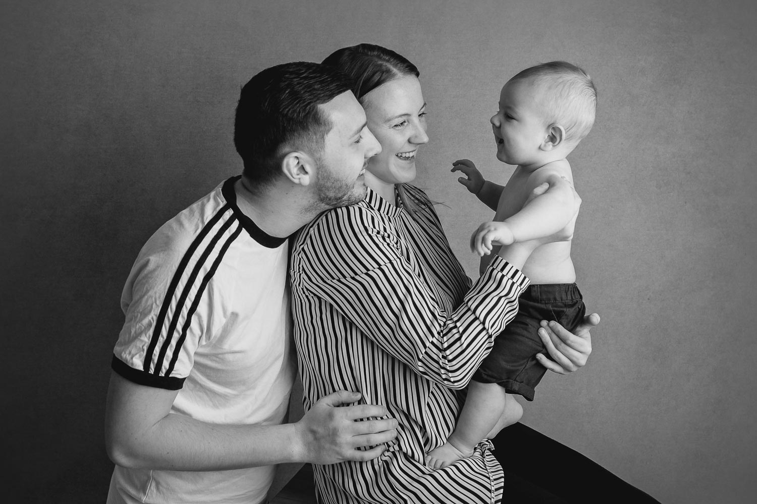 black and white family photograph by siobhan kelly photography