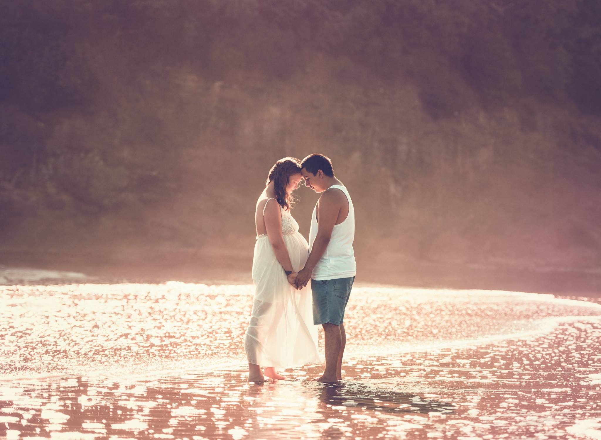 Auckland Maternity Photography 33 beach maternity photography by siobhan kelly photography