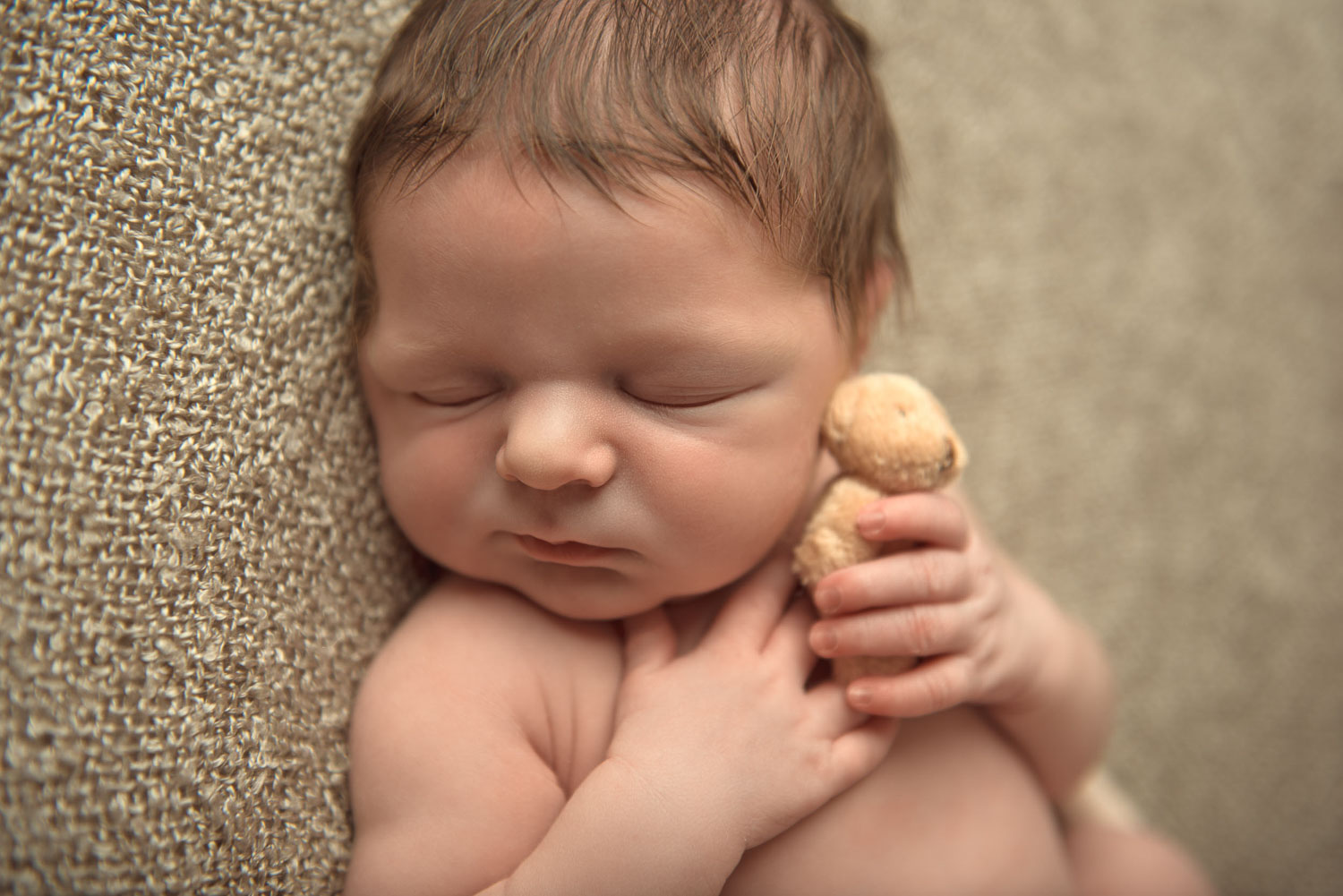 baby with teddy by siobhan kelly photography