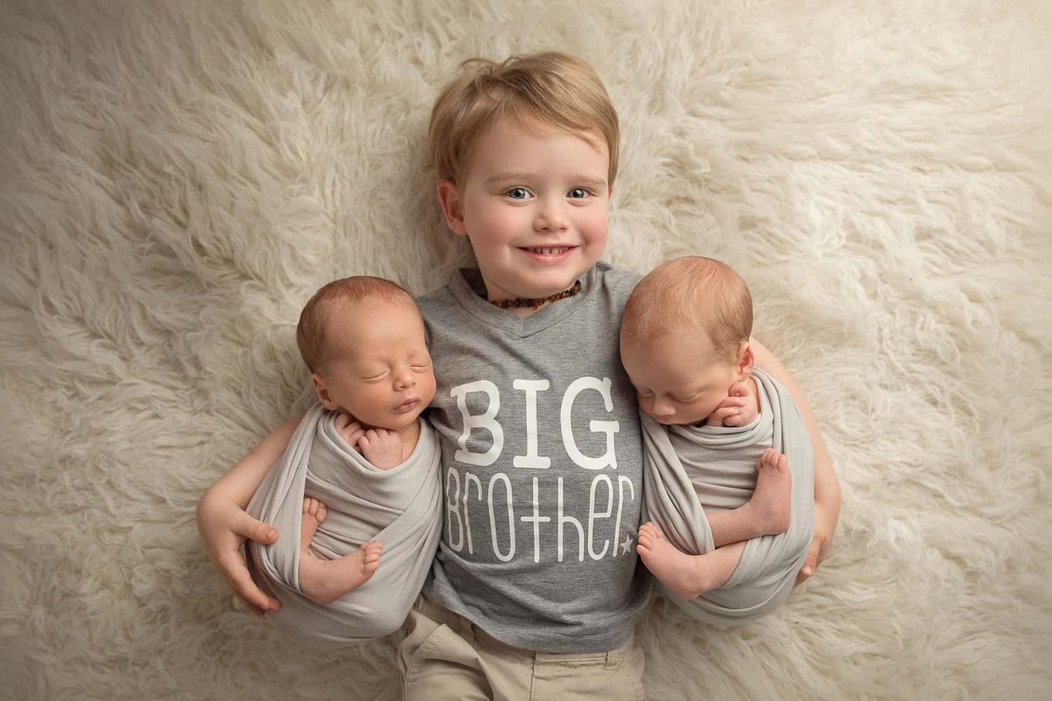 Auckland Newborn Photography 40 newborn twins and older brother by siobhan kelly photography