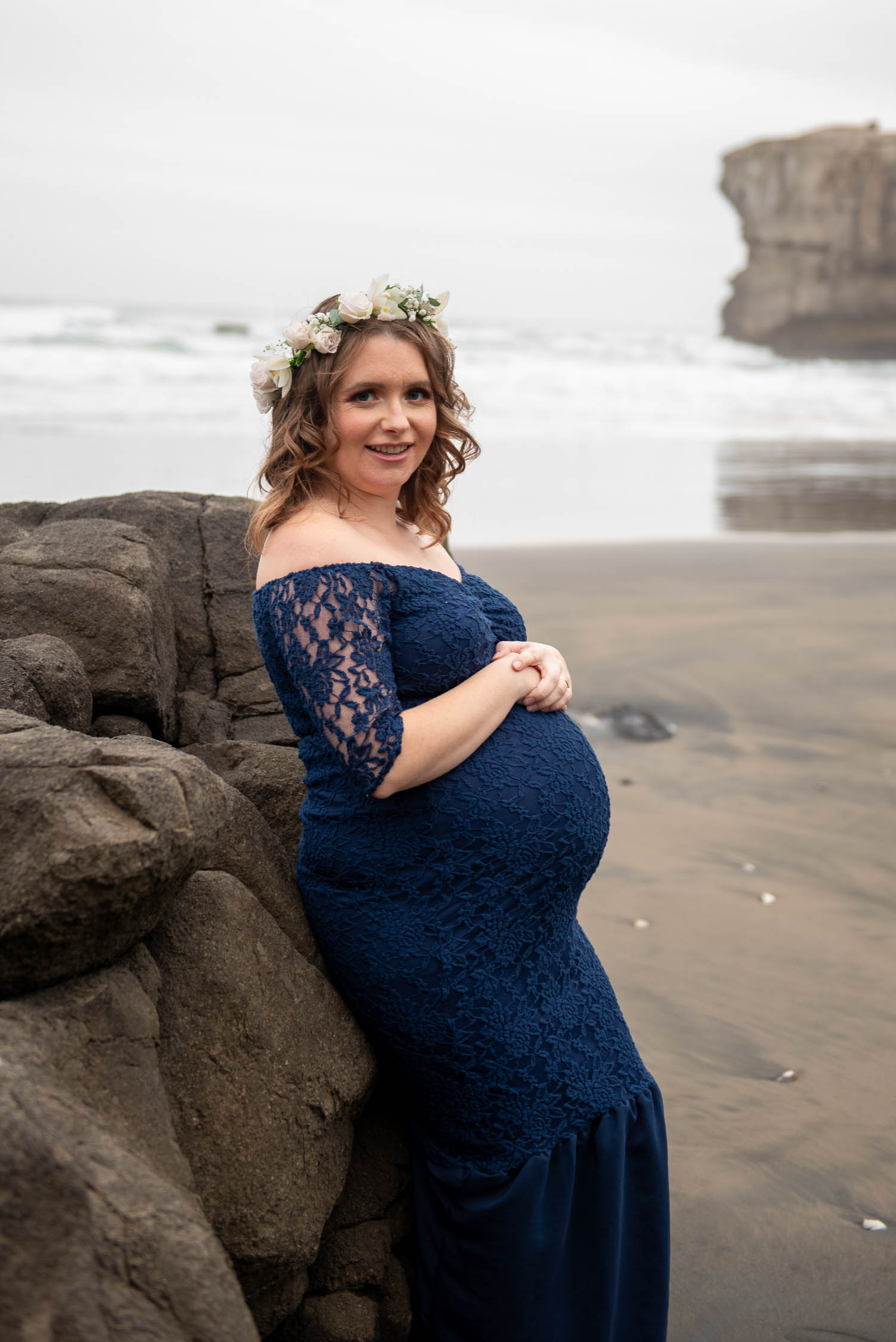 maternity photography navy lace dress