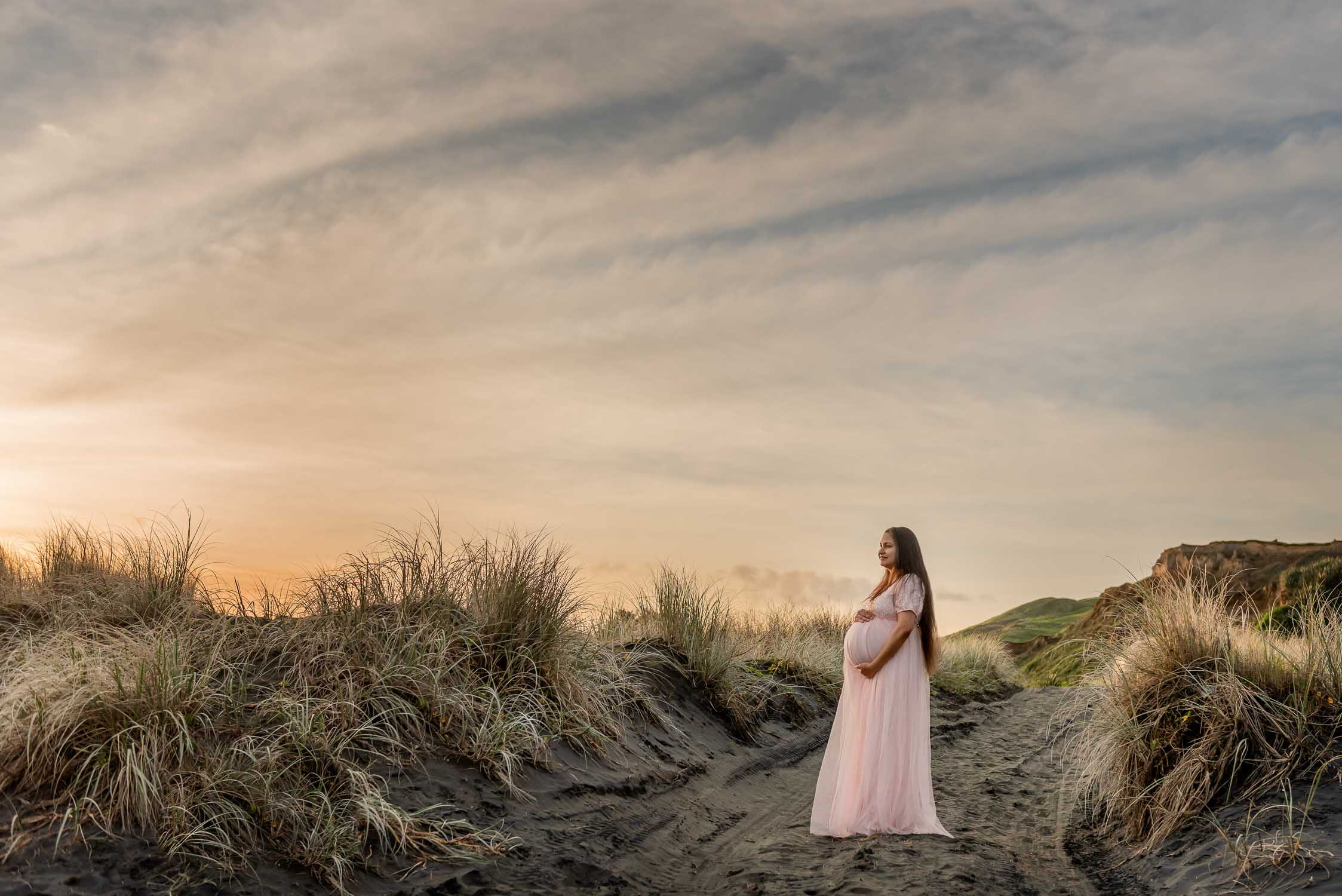 sunset maternity photography by siobhan kelly photography