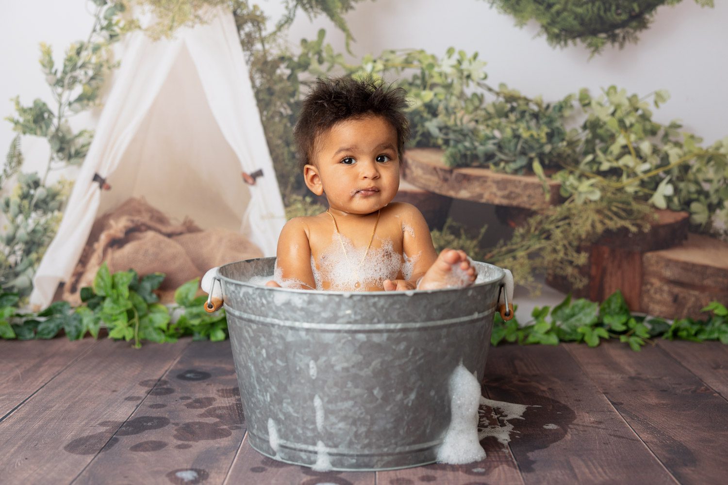 Auckland Cake Smash Photography 3 baby boy bubble bath cake smash session