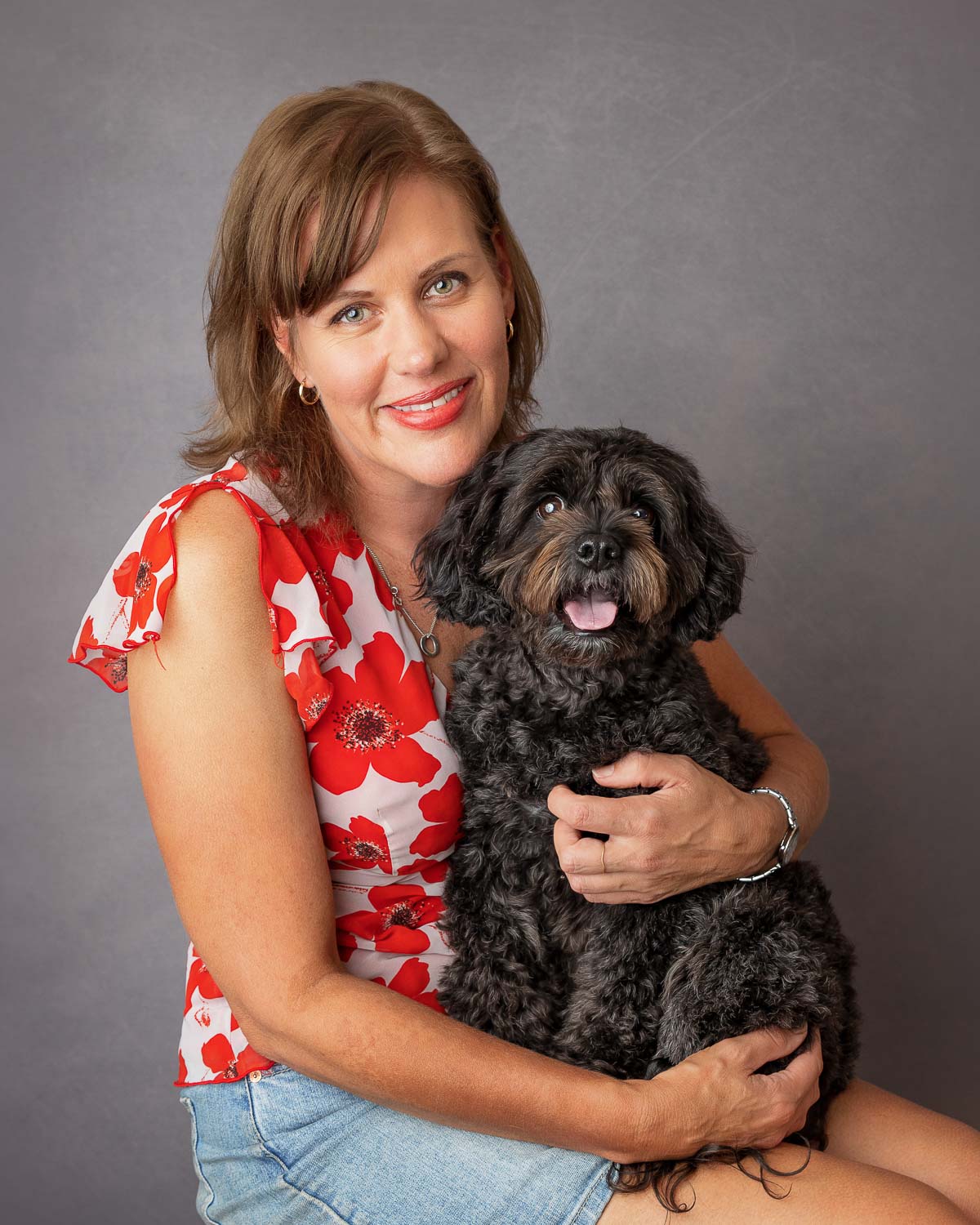 dog and mum photograph by pet photographer siobhan kelly photography