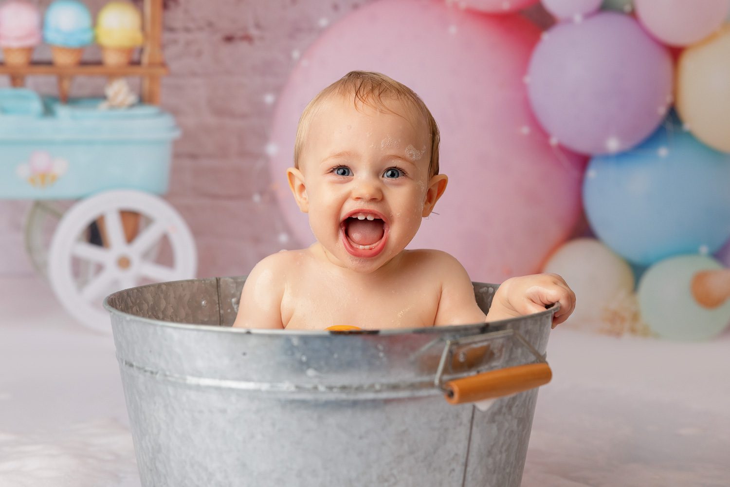 Auckland Cake Smash Photography 17 baby photograph by siobhan kelly photography