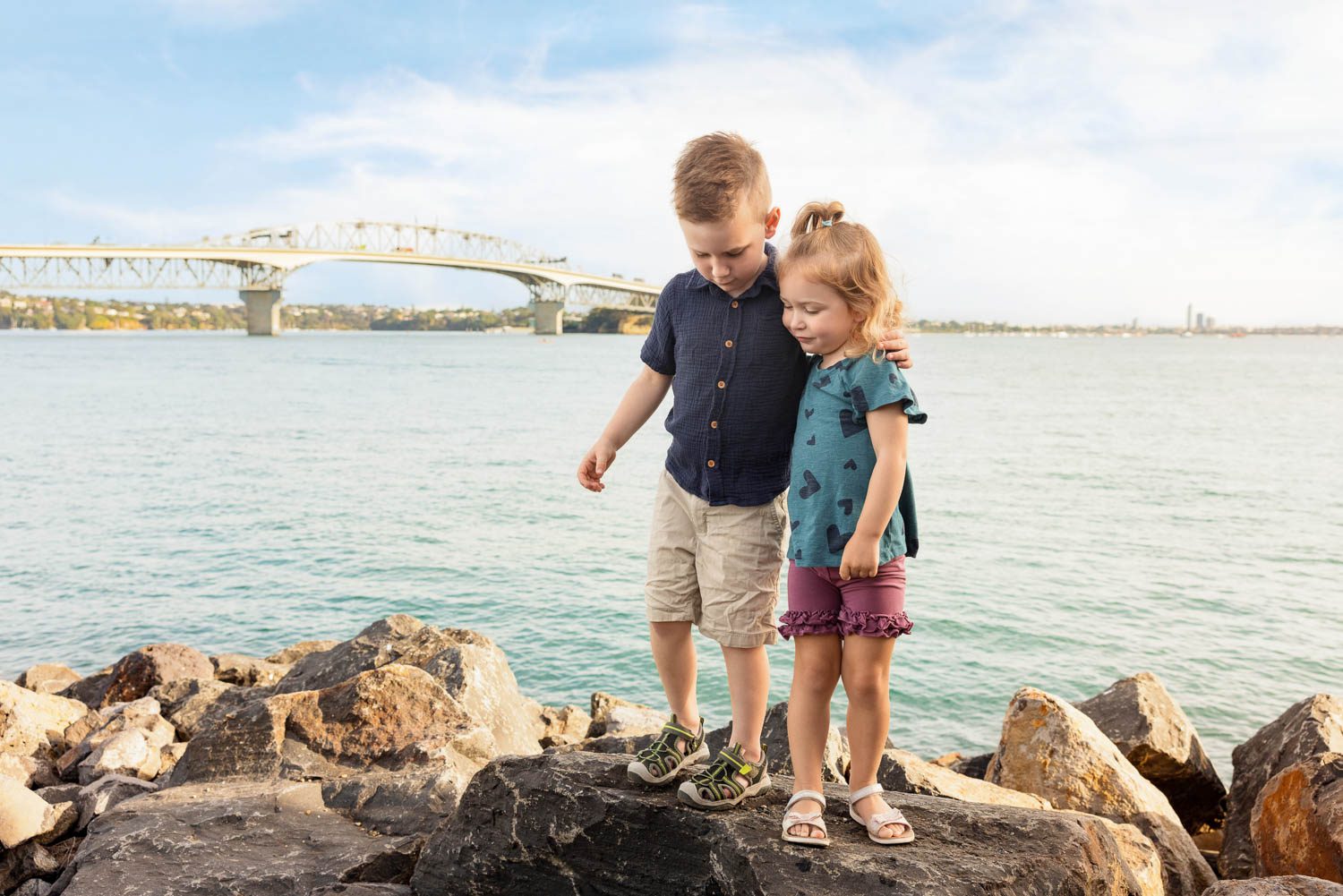 Auckland Family Photography 50 couple and toddler photograph by siobhan kelly photography